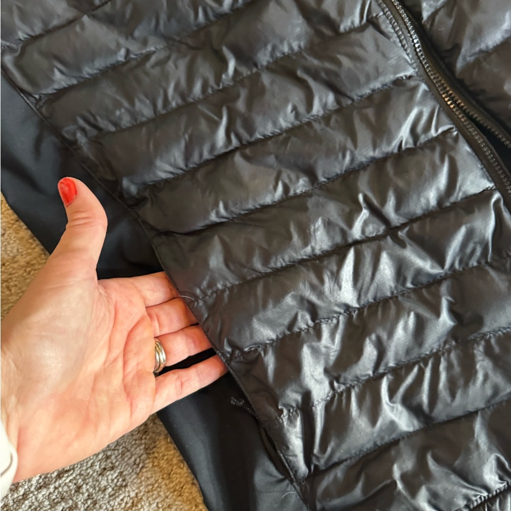Columbia Midnight Black Quilted Vest - Picture 3 of 7